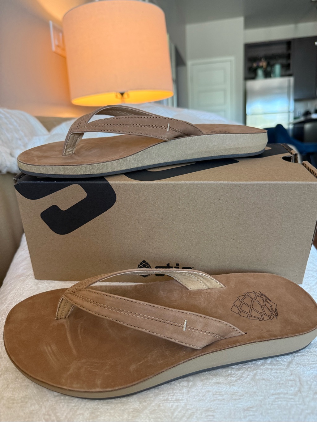 Brand New Womens Bircher Leather Flip Flop Sandals